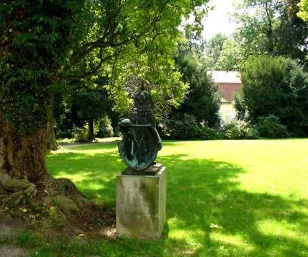 Hotel Garni Graf Von Oberg 라스테트 외부 사진
