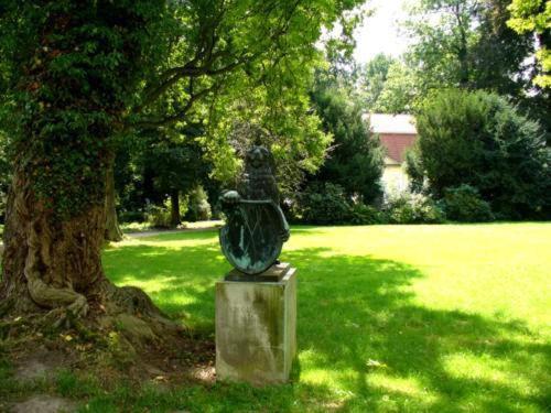 Hotel Garni Graf Von Oberg 라스테트 외부 사진